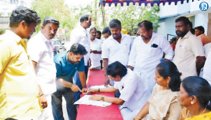 நன்மங்கலத்தில்-திமுக-சார்பில்-3-இடங்களில்-புதிய-உறுப்பினர்-சேர்க்கை-முகாம்