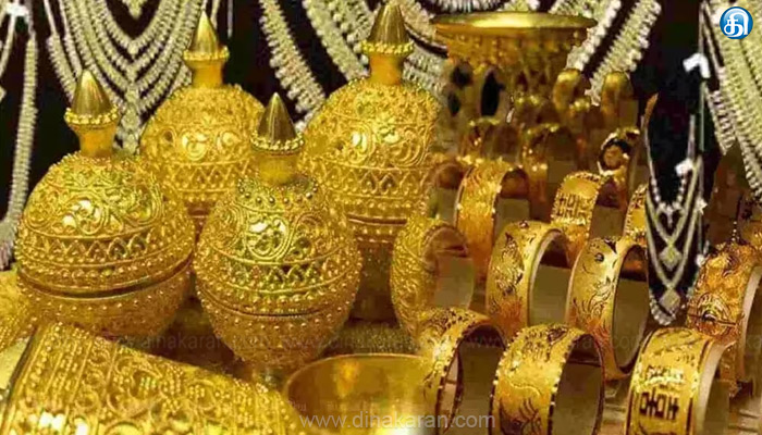 சென்னையில்-ஆபரணத்-தங்கம்-விலை-சவரனுக்கு-ரூ.560-குறைந்து-ரூ.45,200க்கு-விற்பனை..!!