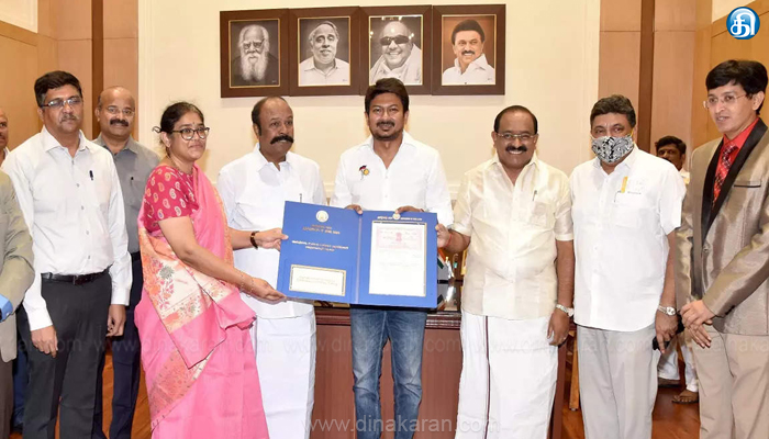 தொலைந்து-போன-ரேஷன்-அட்டைக்கு-பதிலாக-நகல்-மின்னணு-குடும்ப-அட்டை-பெறும்-வசதி:-அமைச்சர்-உதயநிதி-ஸ்டாலின்-துவக்கி-வைத்தார்