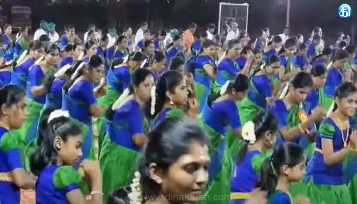 ஒரே-நேரத்தில்-வள்ளி-கும்மியாட்டம்-ஆடிய-1000-கலைஞர்கள்:-அரசு-விழாக்களில்-வள்ளி-கும்மியாட்டம்-நடத்த-வலியுறுத்தல்..!!