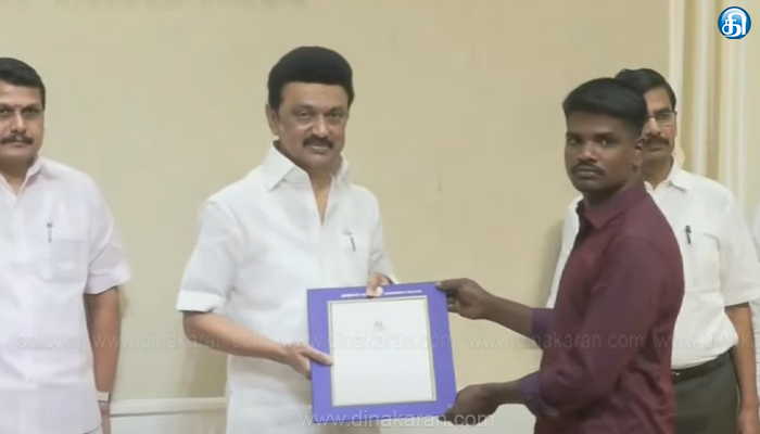 மின்உற்பத்தி மற்றும் பகிர்மான கழகத்தில் பணிபுரிந்தோரின் வாரிசுகளுக்கு பணி ஆணைகளை வழங்கினார் முதல்வர் மு.க.ஸ்டாலின்