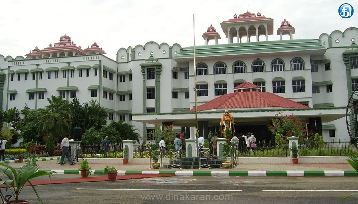 கோயில் பணத்தில் முறைகேடு செய்த புகாரில் அறநிலையத்துறை விசாரித்து நடவடிக்கை எடுக்க ஐகோர்ட் கிளை உத்தரவு