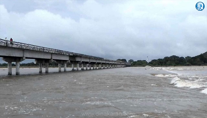 கிருஷ்ணகிரி கே.ஆர்.பி. அணை வேகமாக நிரம்பி வருவதால் தென்பெண்ணை ஆற்றங்கரையோர மக்களுக்கு வெள்ள எச்சரிக்கை..!!