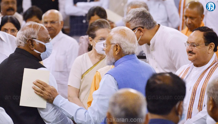 நீண்ட நாட்களுக்கு நலமுடனும் வளமுடனும் வாழவேண்டும்: கார்கேவுக்கு பிரதமர் மோடி பிறந்தநாள் வாழ்த்து