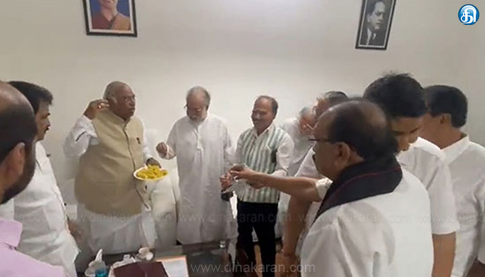 ராகுல் காந்திக்கு மீண்டும் எம்.பி பதவி…