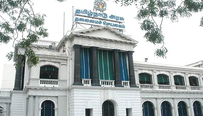 சுதந்திர தினத்தை ஒட்டி 15 காவல்துறை அதிகாரிகளுக்கு சிறப்பு பதக்கங்கள் அறிவித்துள்ளது தமிழ்நாடு அரசு