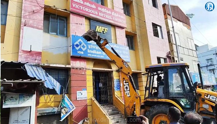 கத்திப்பாரா மேம்பாலம் அருகில் உள்ள 4.5 ஏக்கர் ஆக்கிரமிப்புநிலம் மீட்பு.