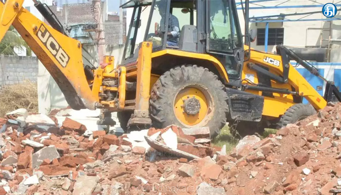 திருவள்ளூர்-அரசுக்கு சொந்தமான ரூ.51 கோடி மதிப்புள்ள நிலம் மீட்பு.